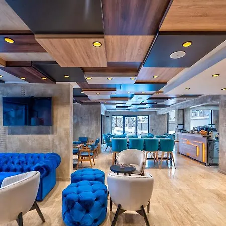 Royal Blue Wellness & *