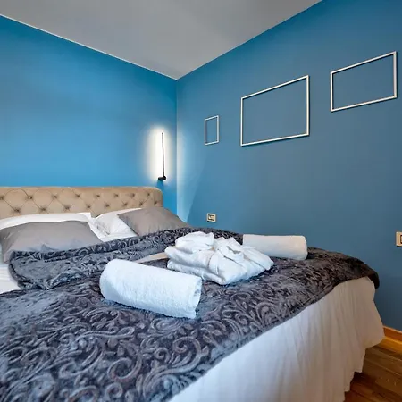 Royal Blue Wellness &