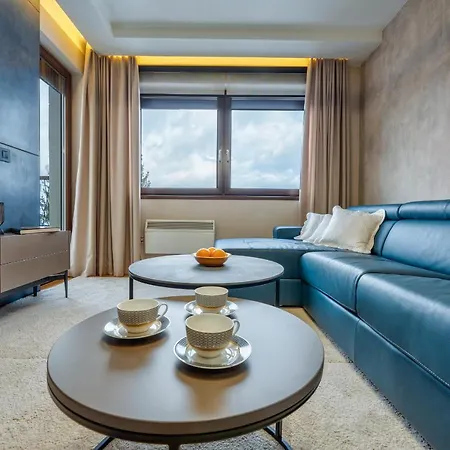 Royal Blue Wellness&spa Apartament *