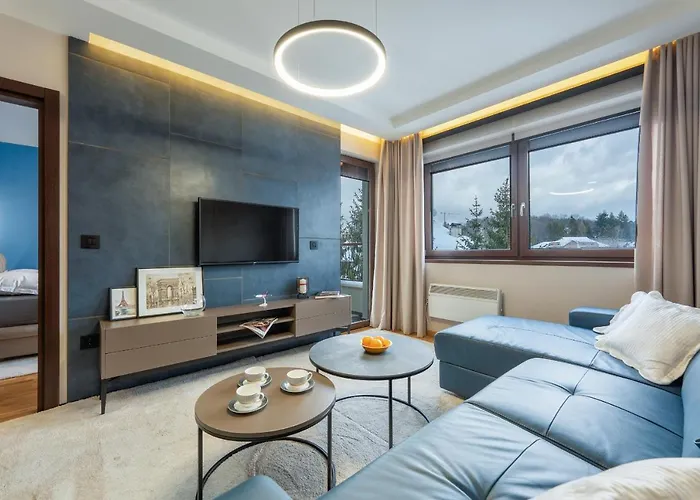 Royal Blue Wellness & 즐라티보