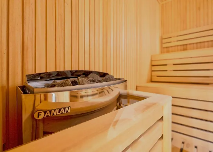 Royal Blue Wellness & * 즐라티보