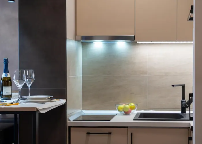 Royal Blue Wellness & * 즐라티보